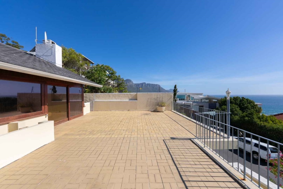 4 Bedroom Property for Sale in Clifton Western Cape